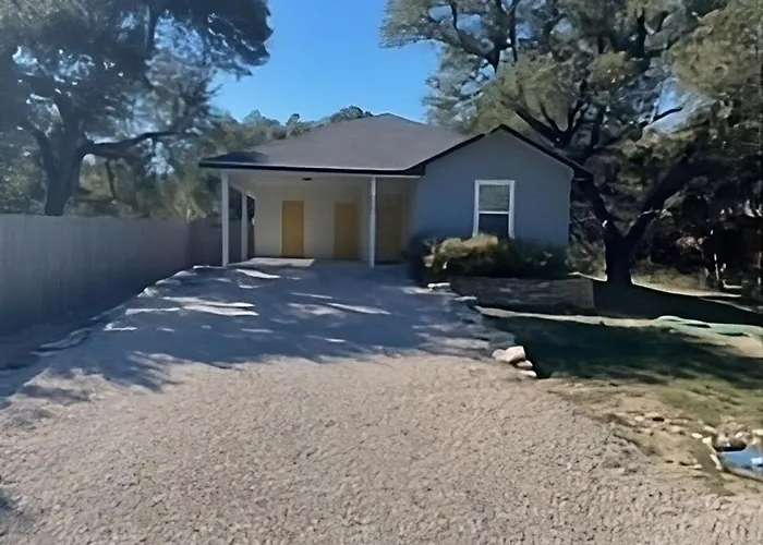 Water Oak Lane
